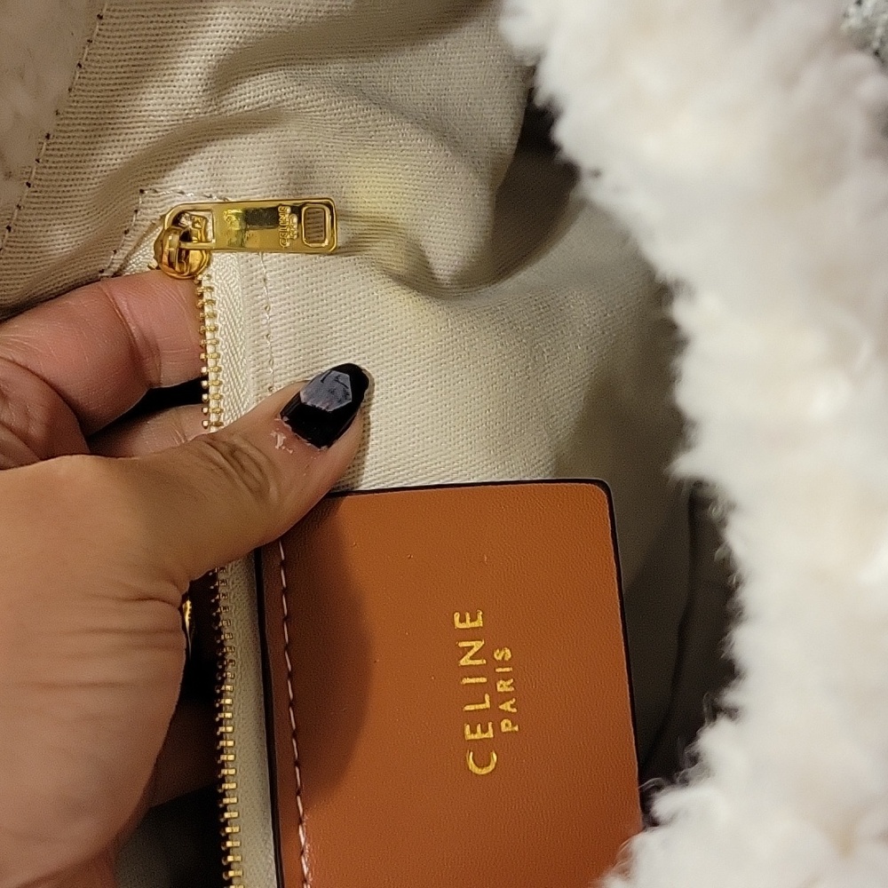 Celine Tan Leather Women's Bag - Picture 7 of 12